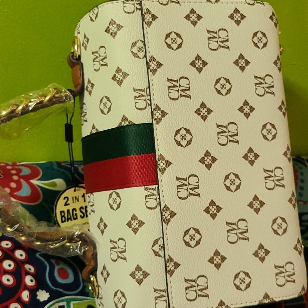Bags - Picture 4 of 4